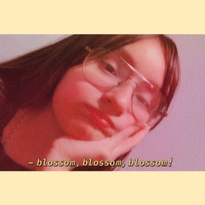 Meet your Posher, Fatima